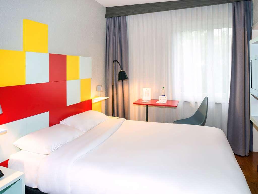 Ibis Styles Bern City Bilik gambar